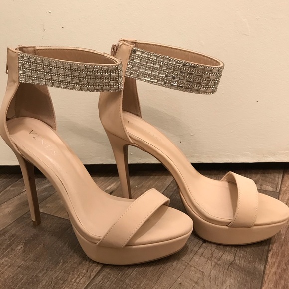 venus pageant heels